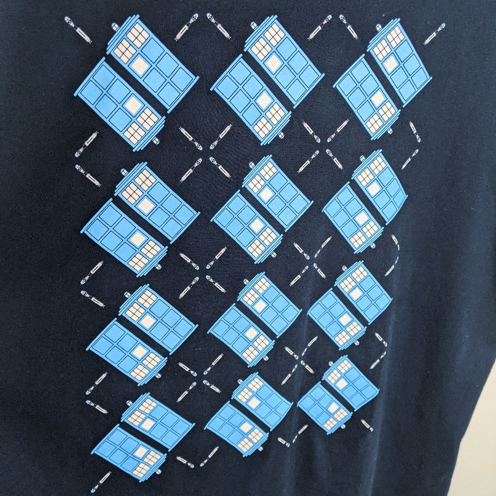 TARDIS Plaid Blue Unisex Tshirt XL